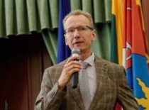 Knygos recenzentas prof. Žilvinas Nakutis