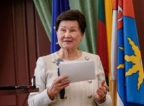 Savo įspūdžiais apie knygą dalijasi prof. P.Jucevičienė